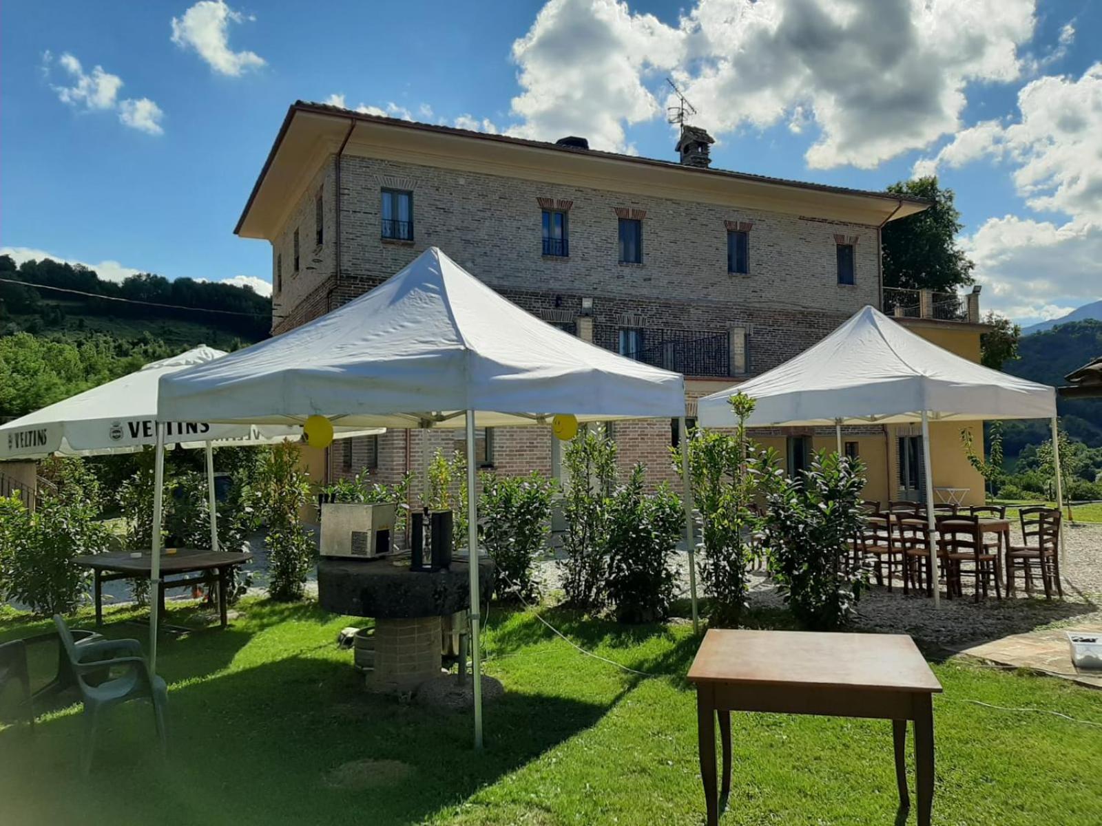 Agriturismo Antica Corte Montatteglia ภายนอก รูปภาพ