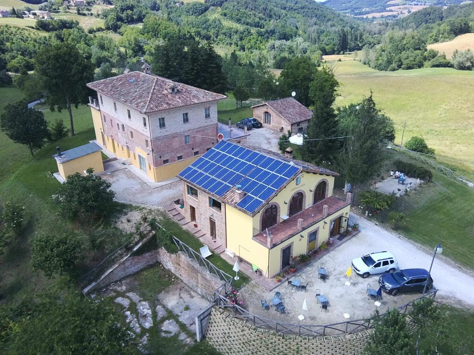 Agriturismo Antica Corte Montatteglia ภายนอก รูปภาพ